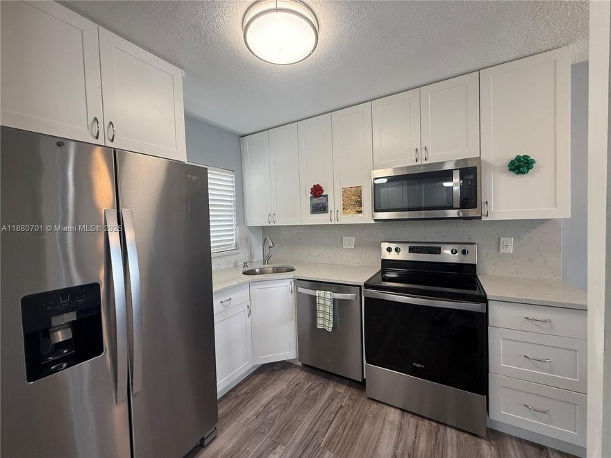 Beautifully upgraded 1 bedroom 1 bath  condo with shaker cabinets, quartz counter tops,Stainless steel appliances, laminate flooring through condo, very bright with the most amazing views from your sunroom ,ample space in a great 55+ community that boast of club house that includes heated pool , billiard, sauna, jacuzzi, BBQ area, Cabanas, Golf, tennis, theater, Comedy shows and so much more ..this is the resort life you have been looking for.