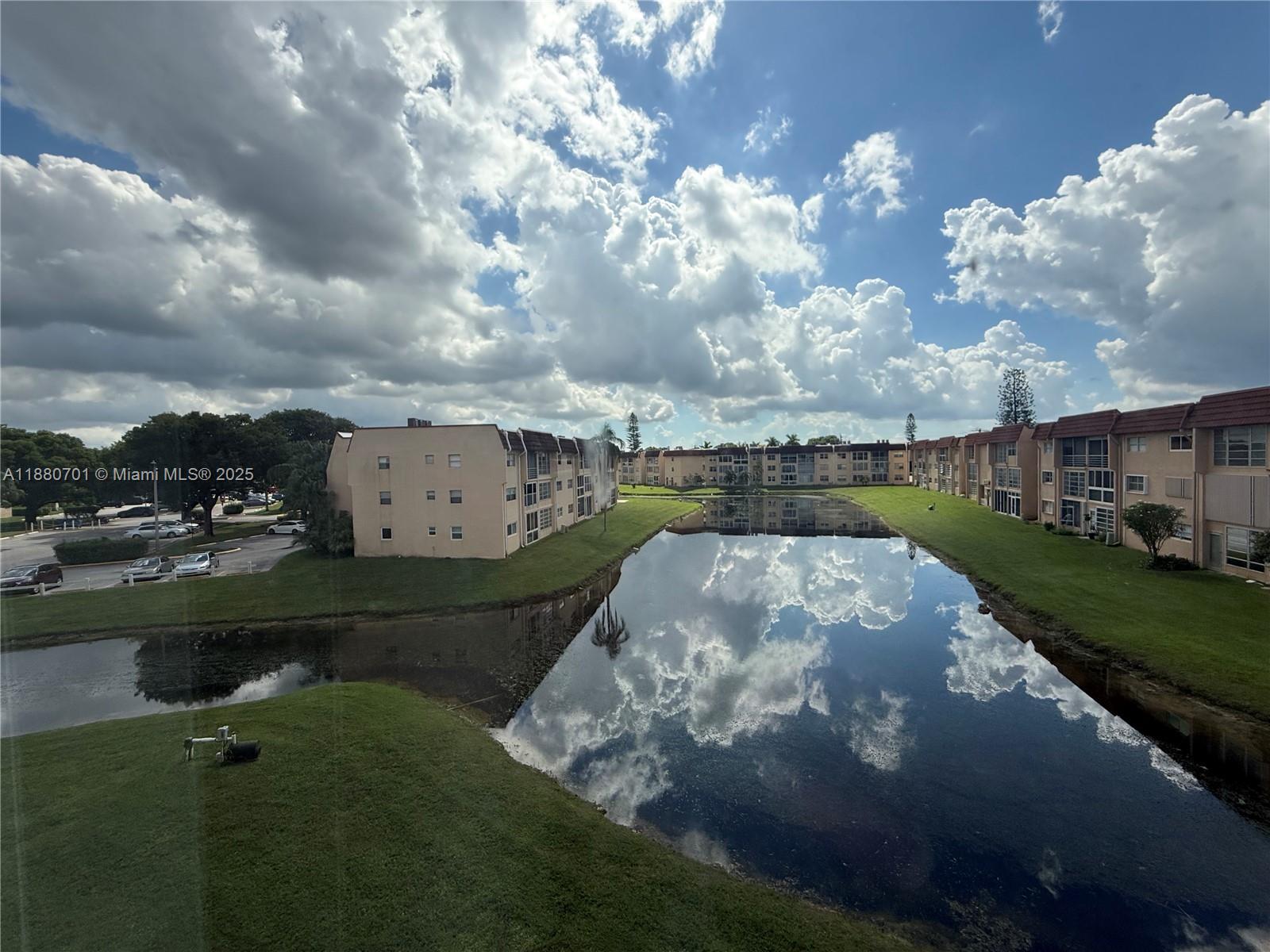 SUNRISE LAKES 88 CONDO - Residential