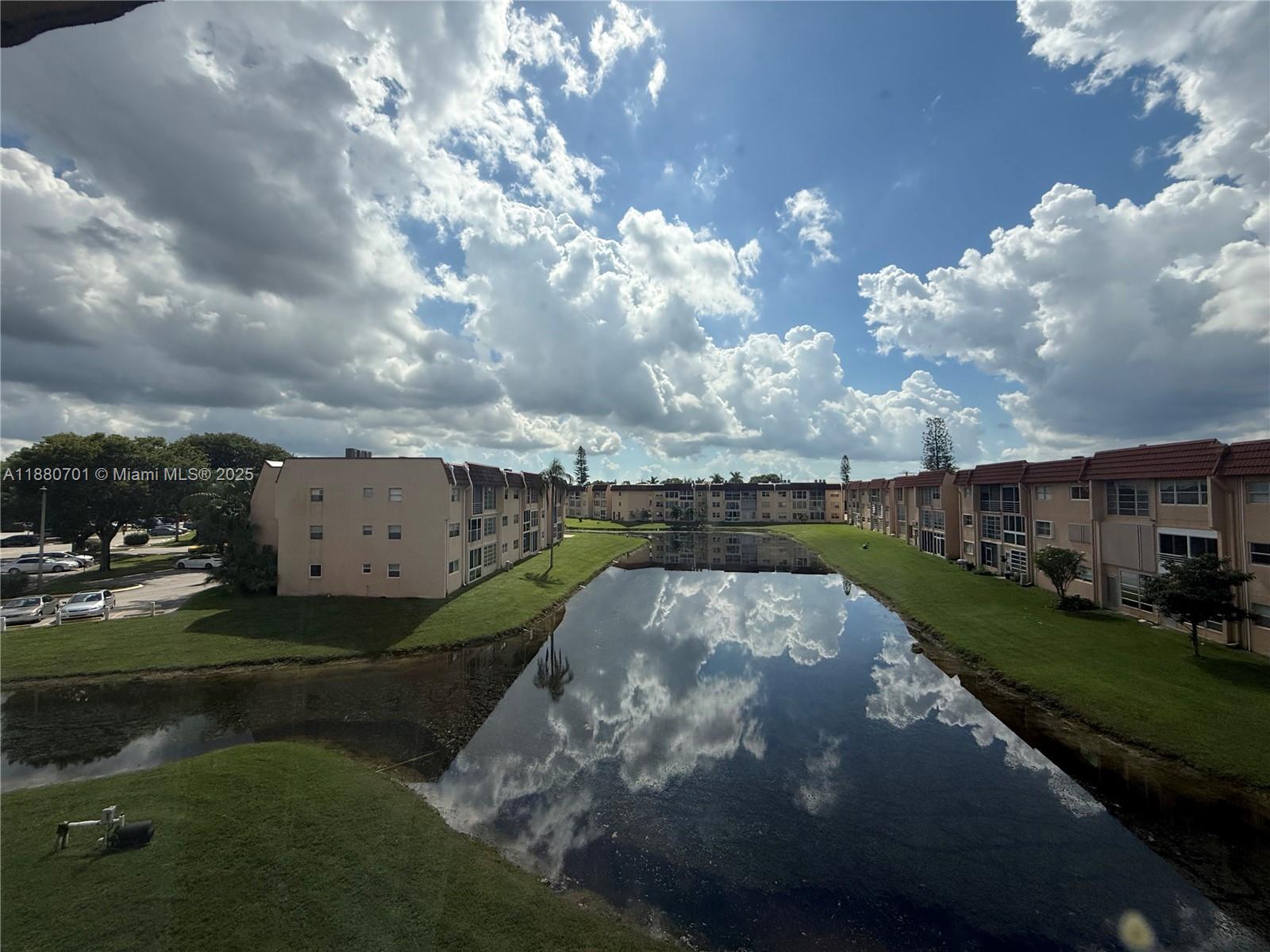 SUNRISE LAKES 88 CONDO - Residential