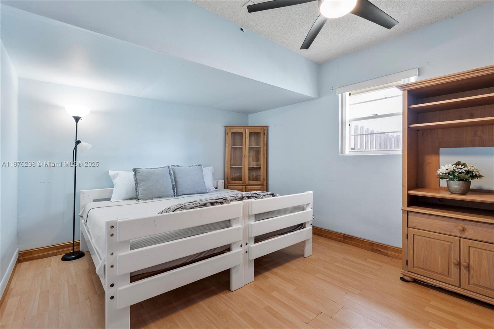 SAWGRASS ESTATES - Residential