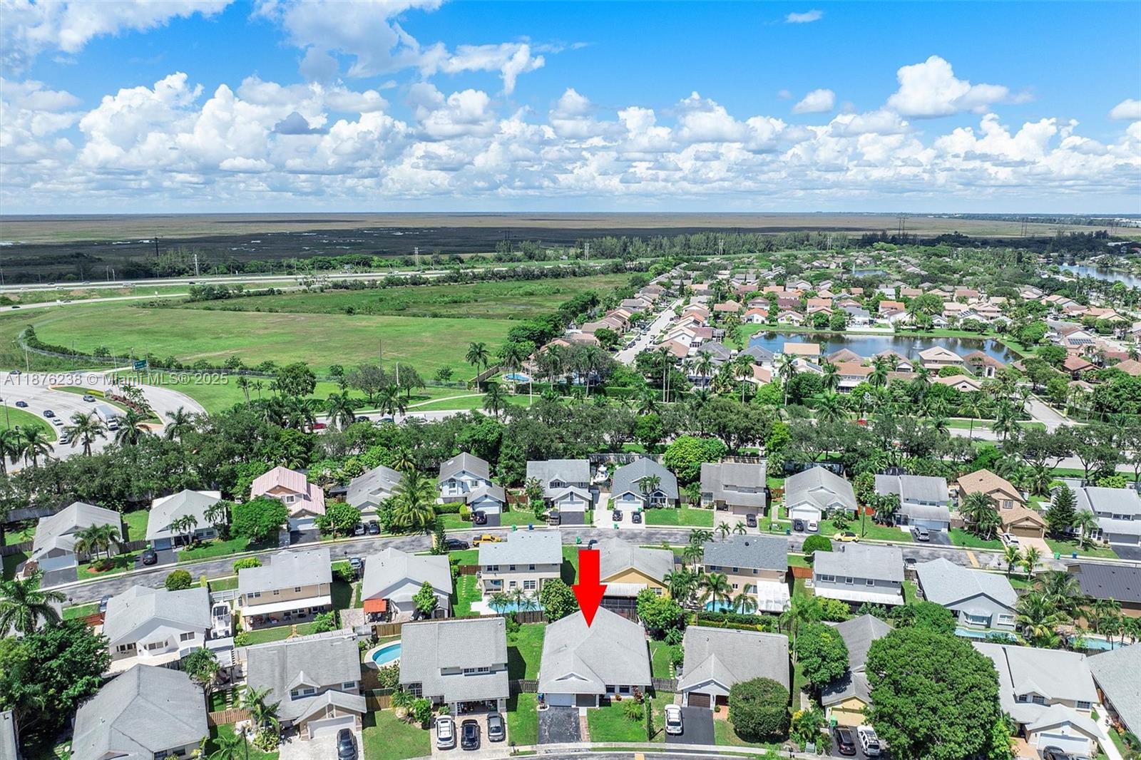 SAWGRASS ESTATES - Residential