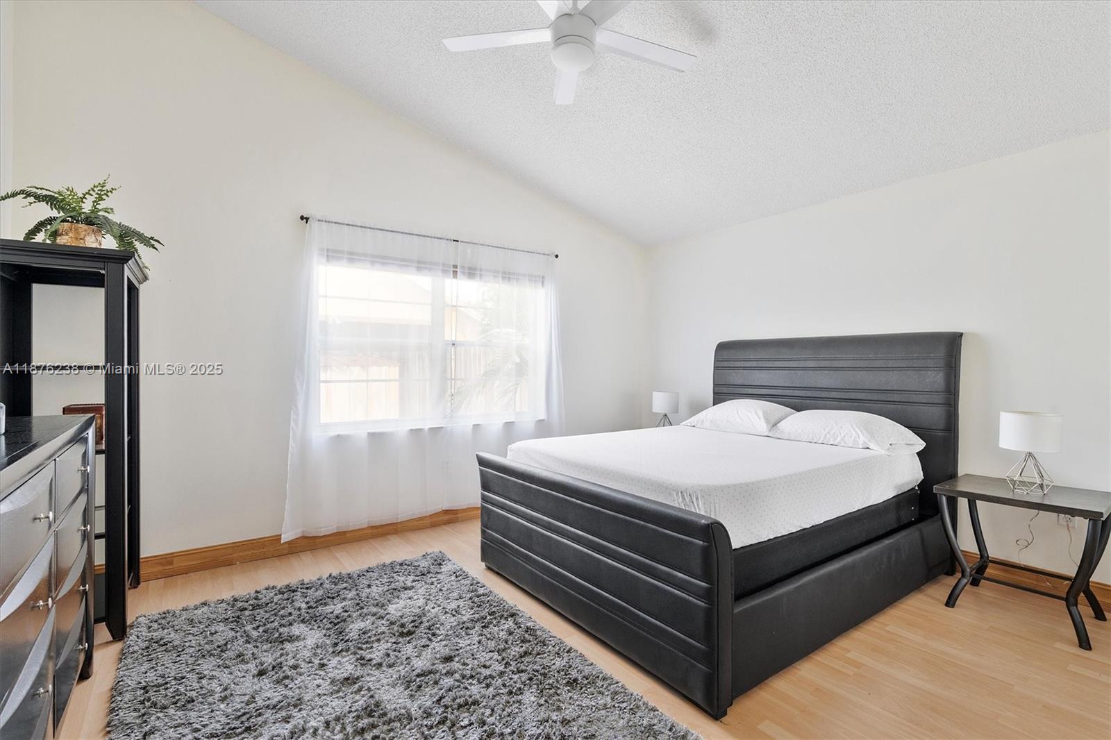 SAWGRASS ESTATES - Residential