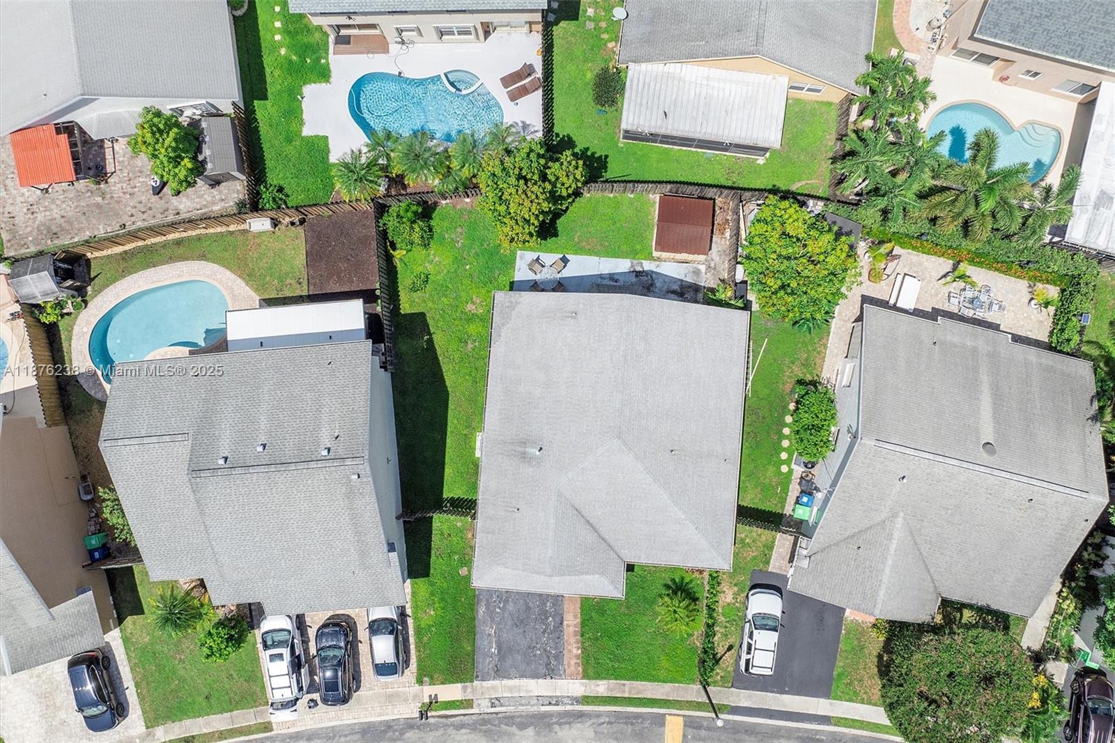 SAWGRASS ESTATES - Residential