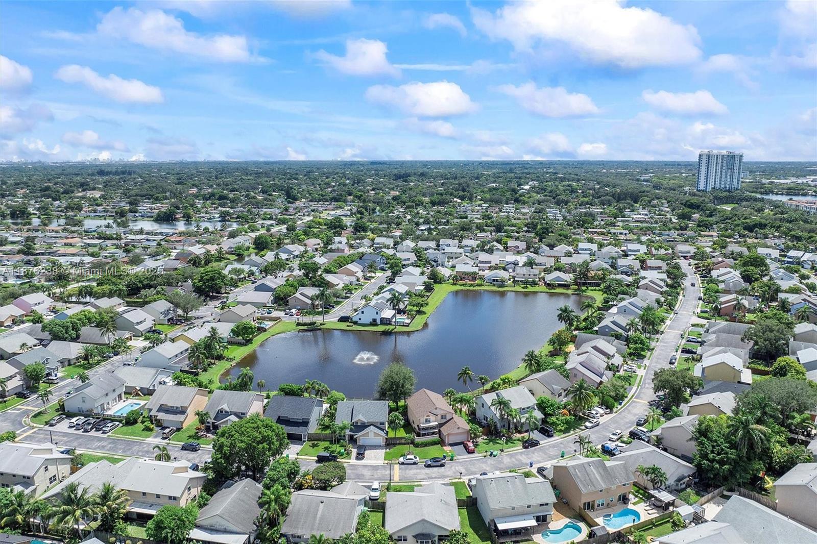SAWGRASS ESTATES - Residential