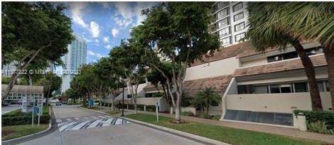 Great opportunity to own your office in the residential Brickell Key island. Close to banks airport with great amenities pool, gym tennis free parking storage office will be sold in conjunction with office 202, seller is selling both office easy to show, vacant, office was used by architectural firm with office 202. 6 parkings, 2 storages
202 office selling price $475,000.00