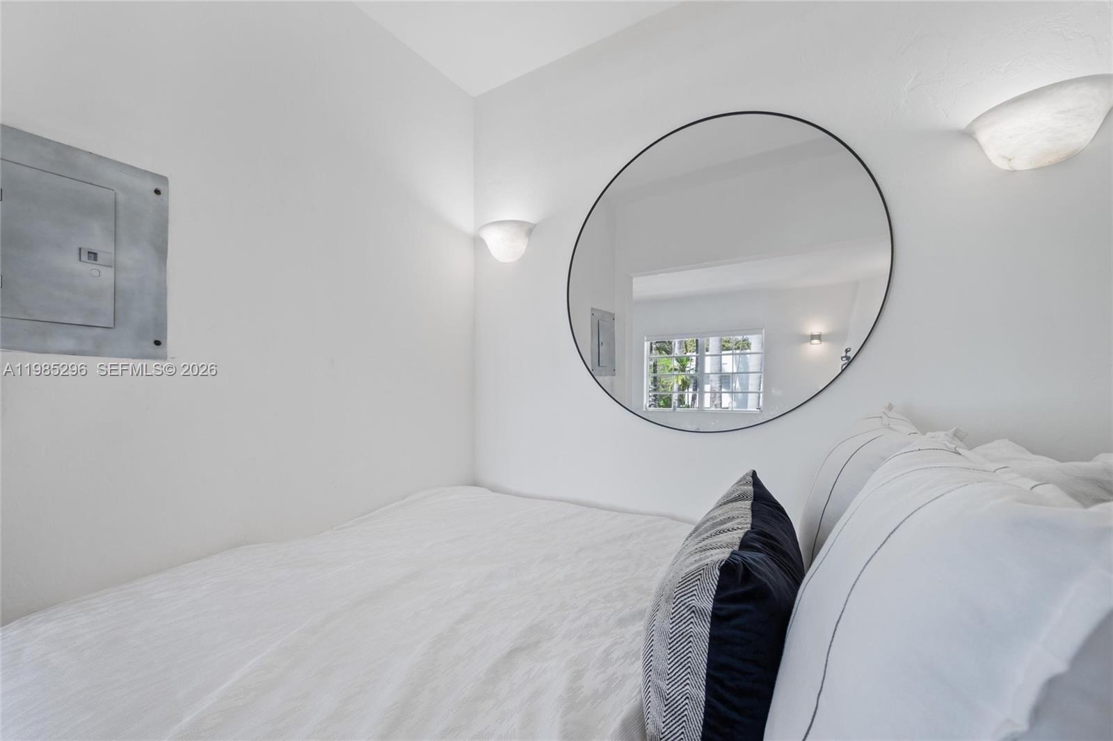 ESPANOLA COURT CONDO - Residential