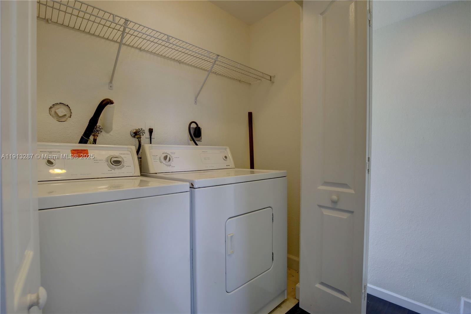 SHOMA VILLAS II AT COUNTR - Residential Lease