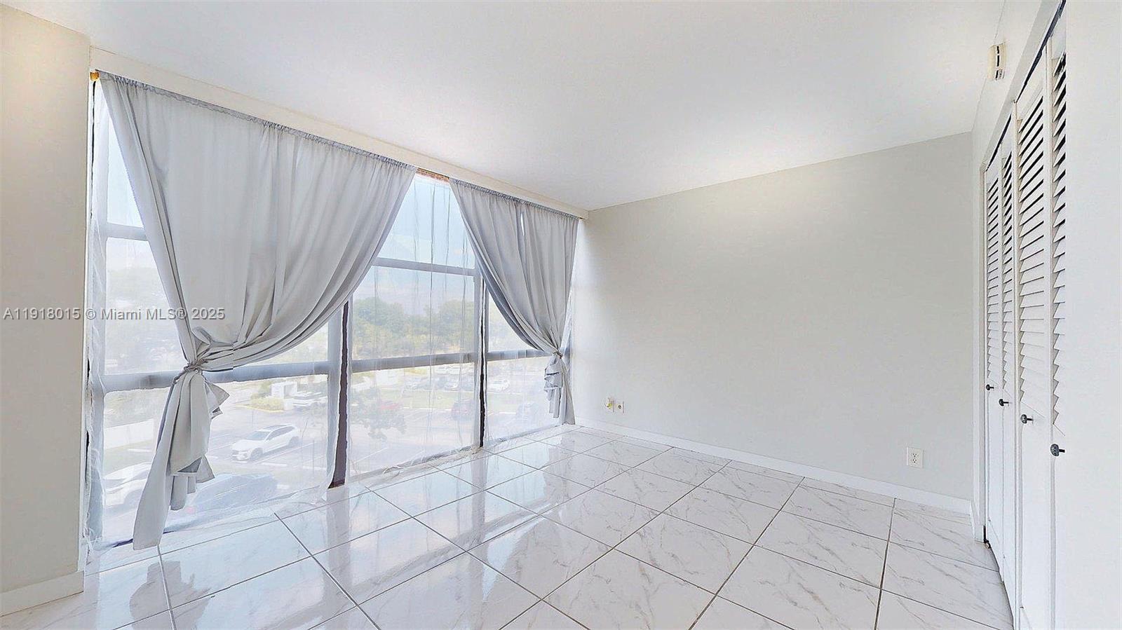 OCEANVIEW PARK CONDO - Residential