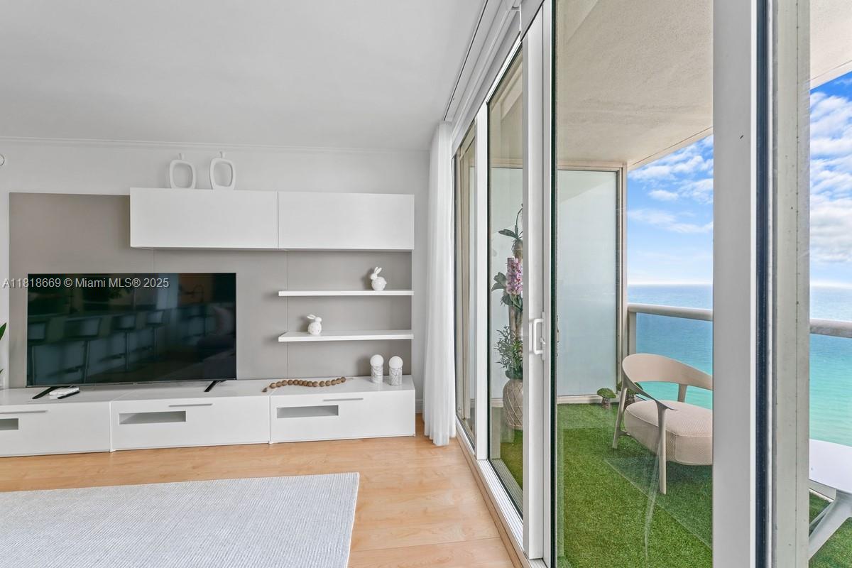 BEACH CLUB TWO - Residential Lease