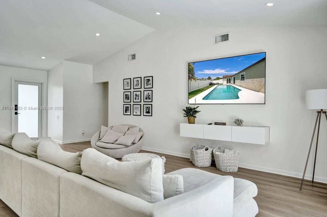 WEITZER SUB 1 - Residential