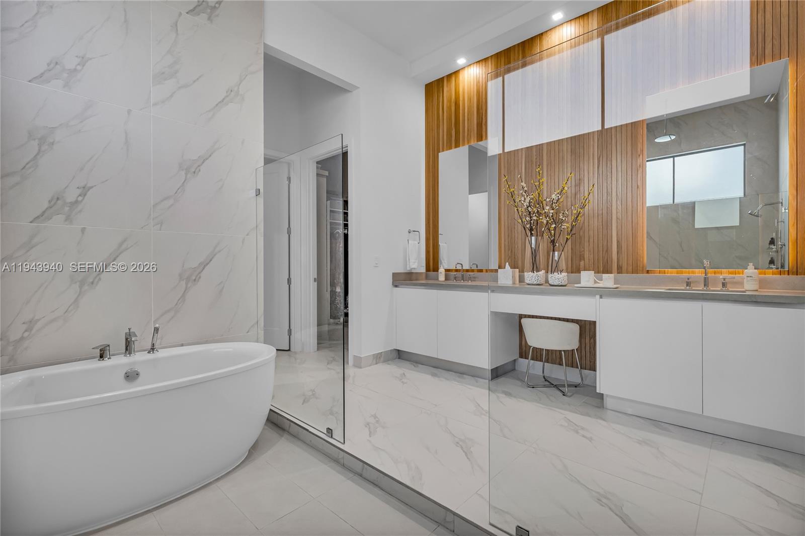 KINGFISHER RESERVE - Residential