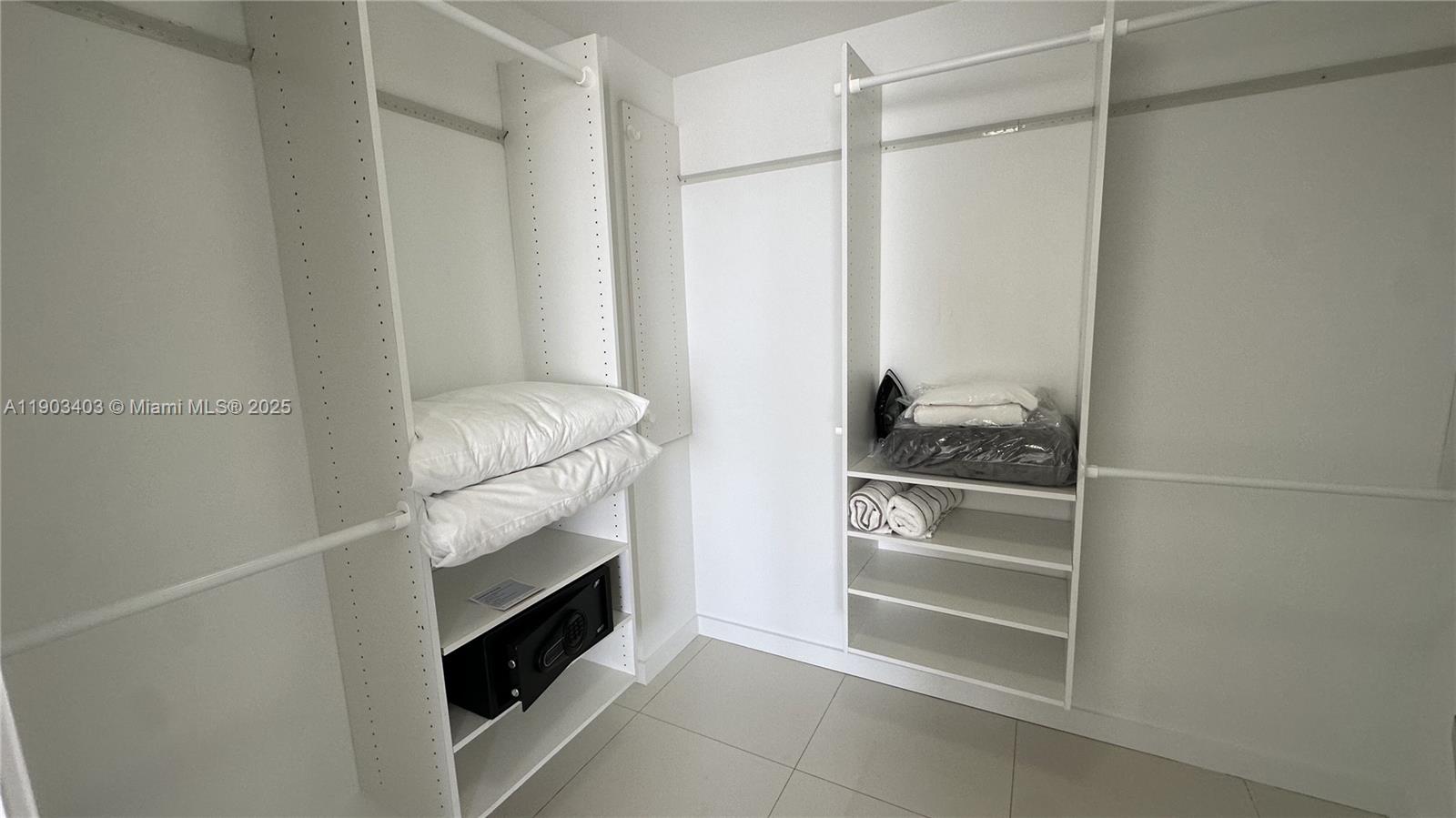 BAY BREEZE RESIDENCES CON - Residential
