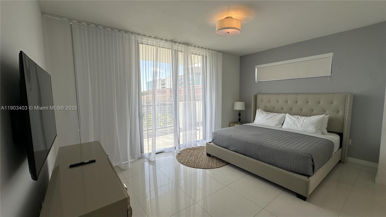 BAY BREEZE RESIDENCES CON - Residential