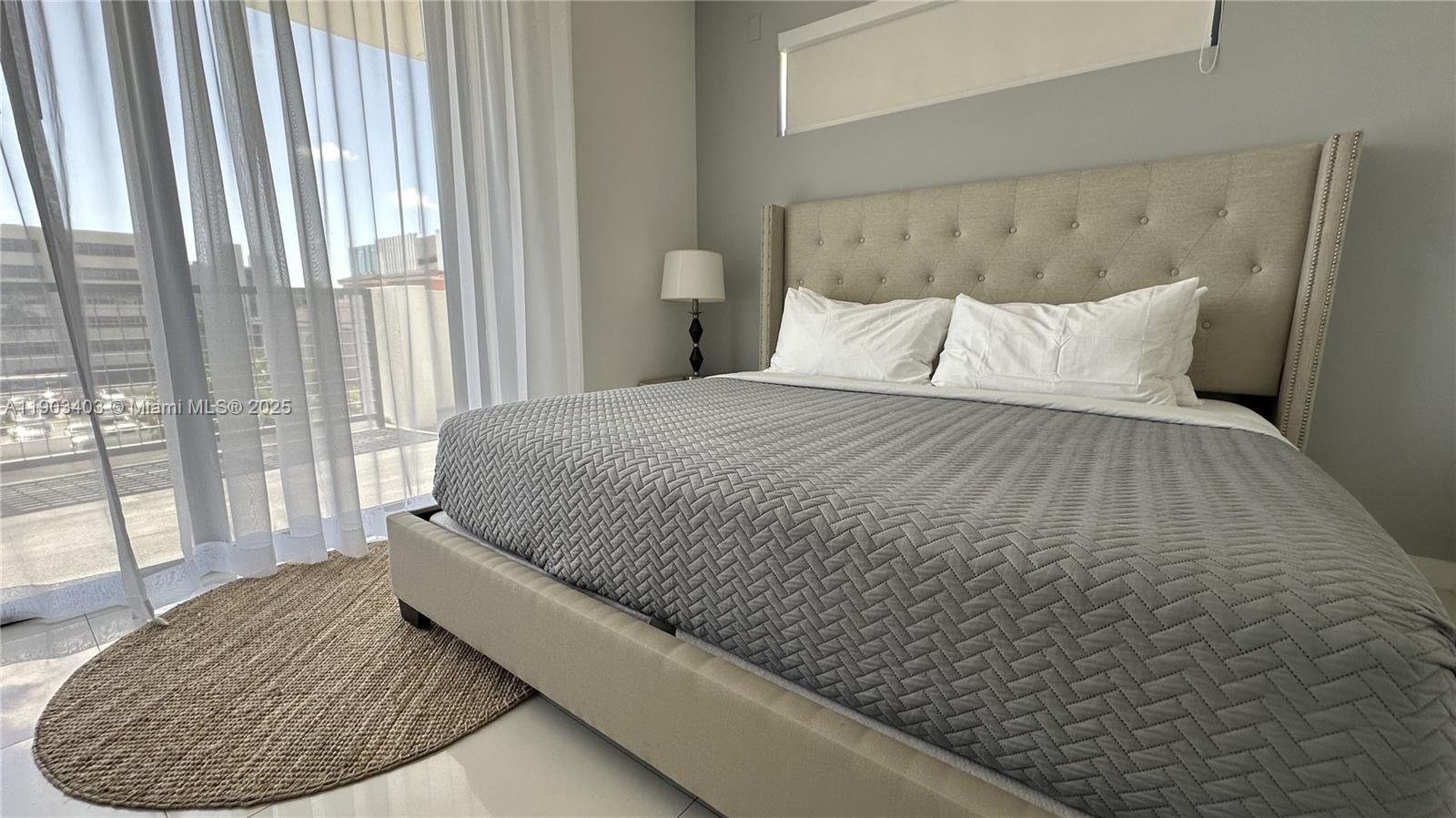 BAY BREEZE RESIDENCES CON - Residential