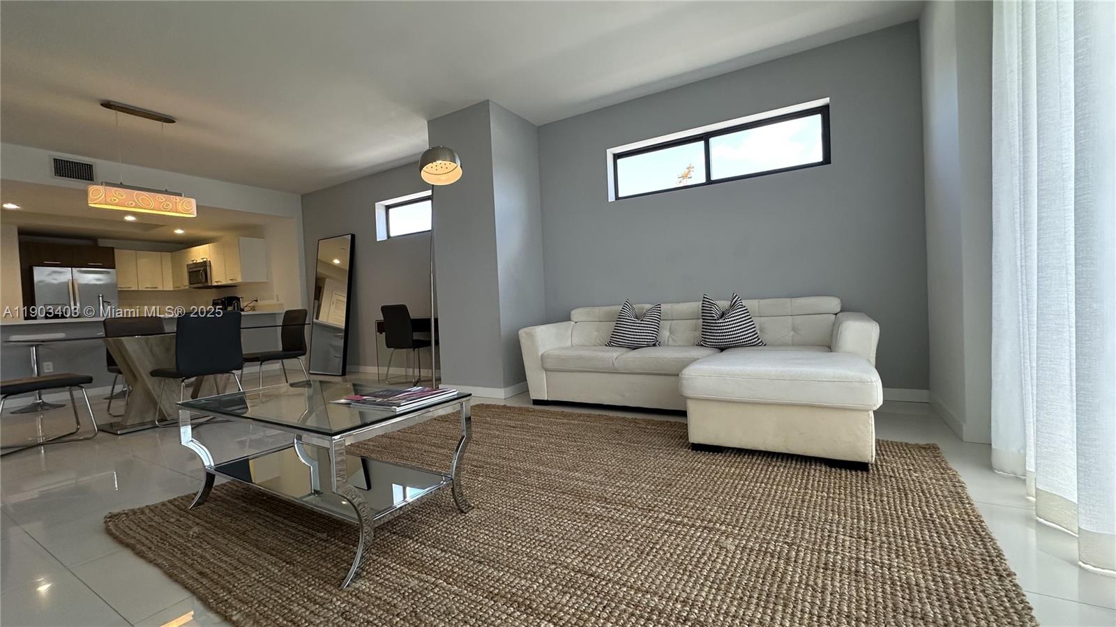 BAY BREEZE RESIDENCES CON - Residential