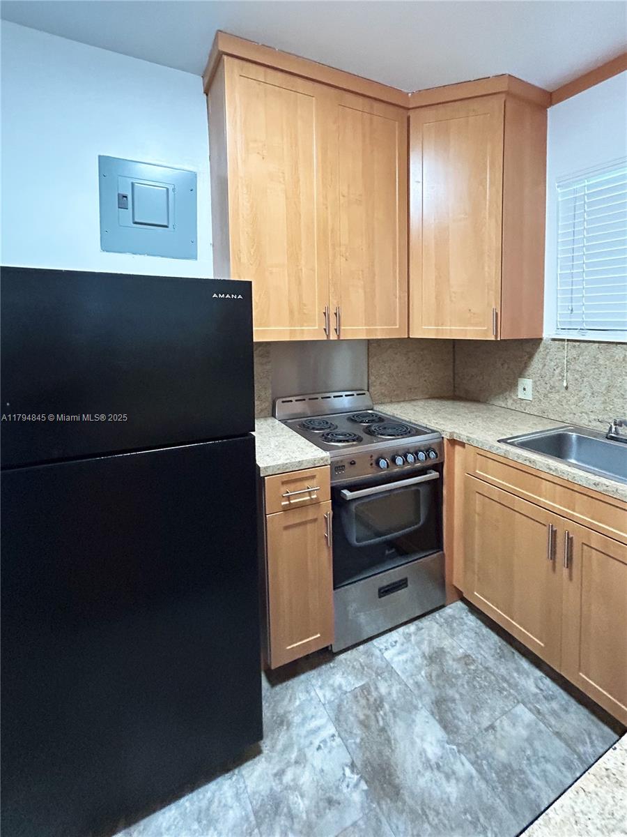 1141 Se 6th Ter 1, Fort Lauderdale, Broward County, Florida - 1 Bedrooms  
1 Bathrooms - 