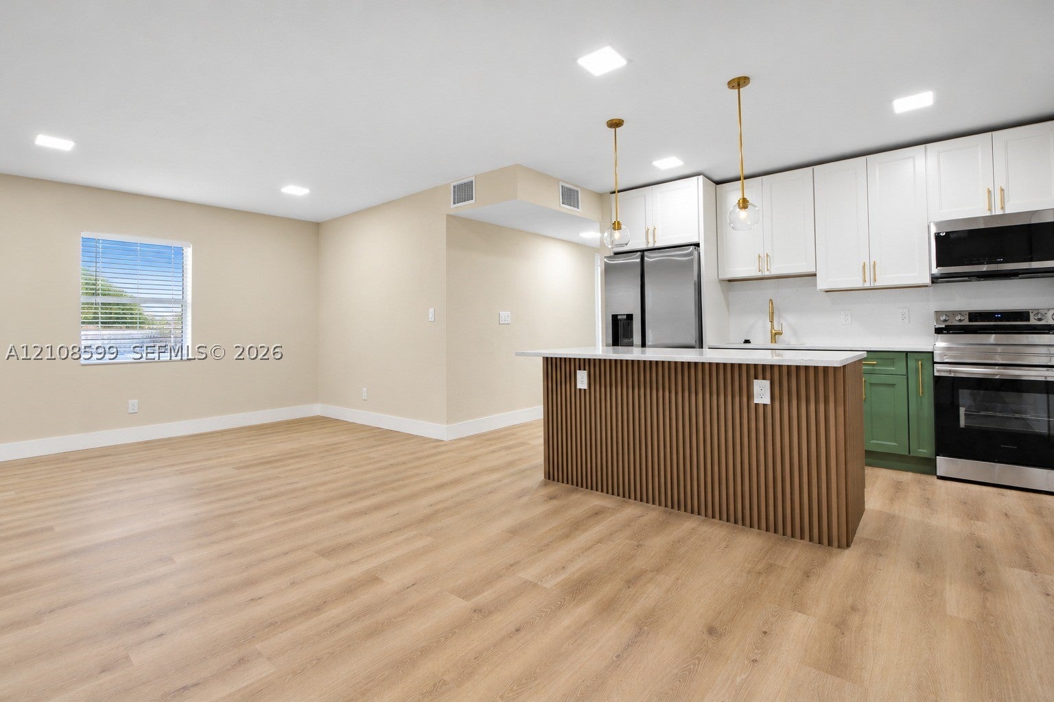 948 NW 14th Ct