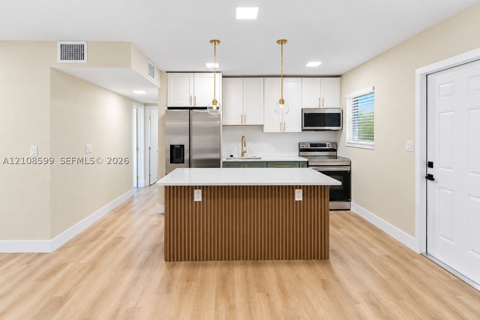 948 NW 14th Ct