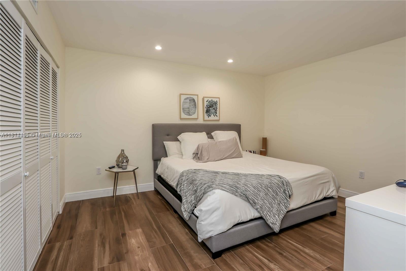 MIAMI LAKES WINDMILL GATE - Residential Lease