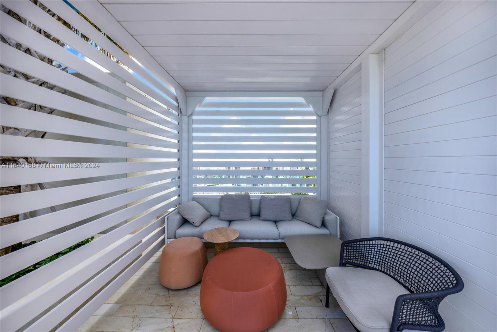 Dupont Plaza - Residential