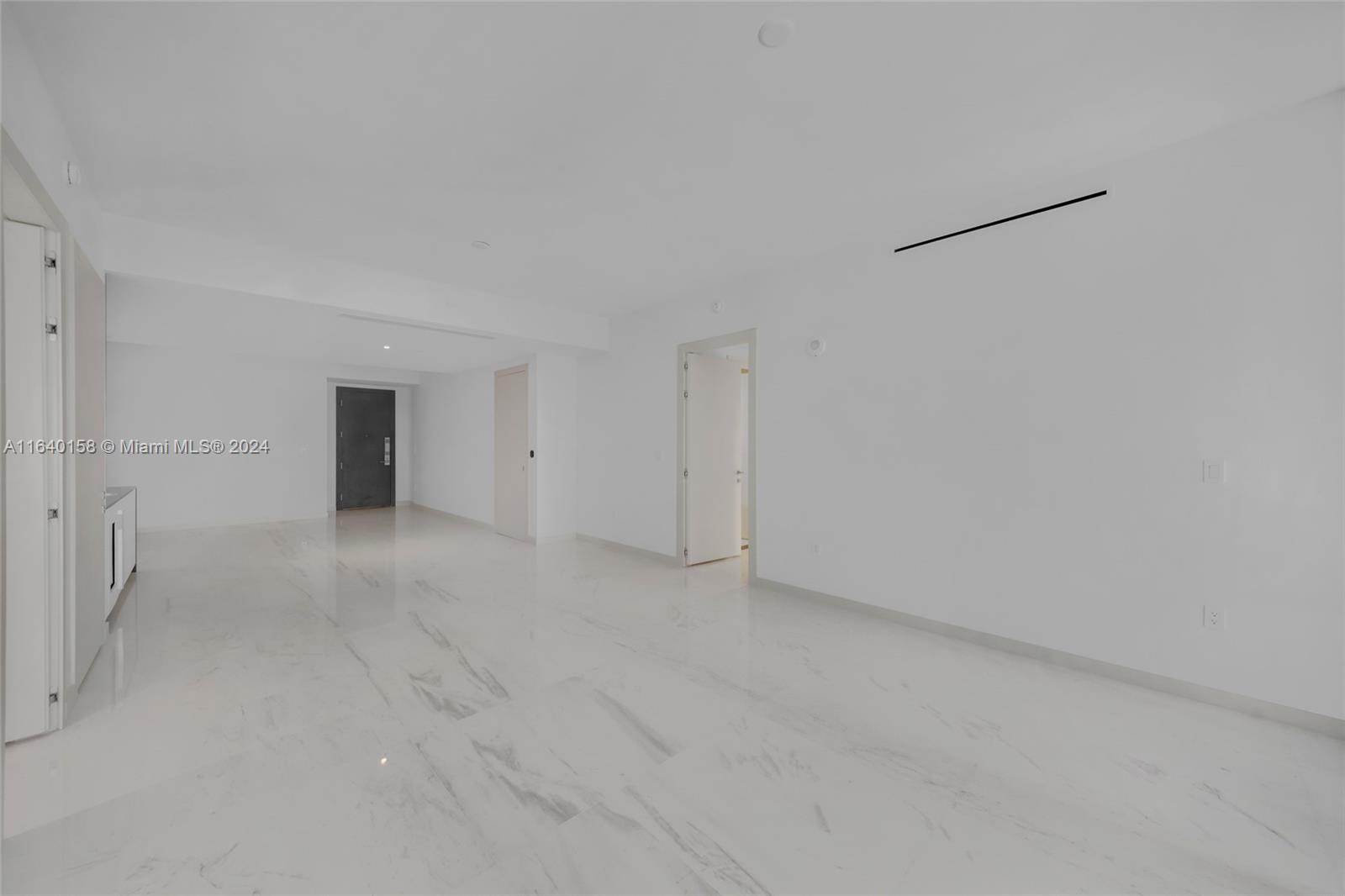 Dupont Plaza - Residential