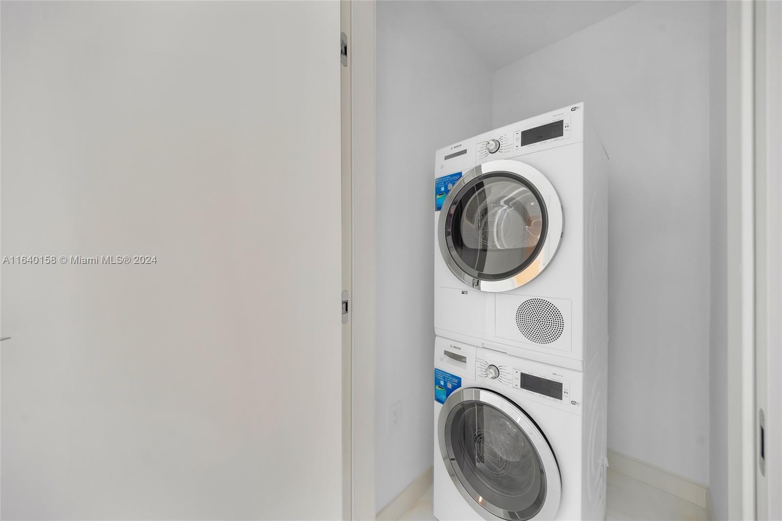 Dupont Plaza - Residential