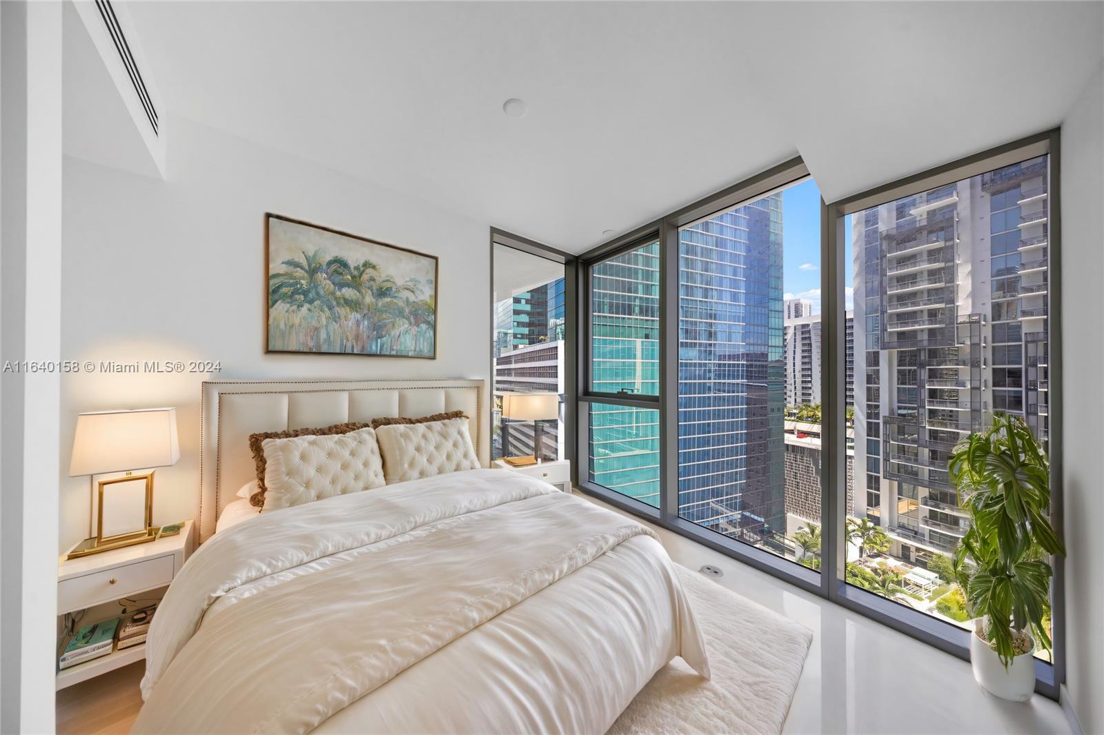 300 Biscayne Blvd Way 2009