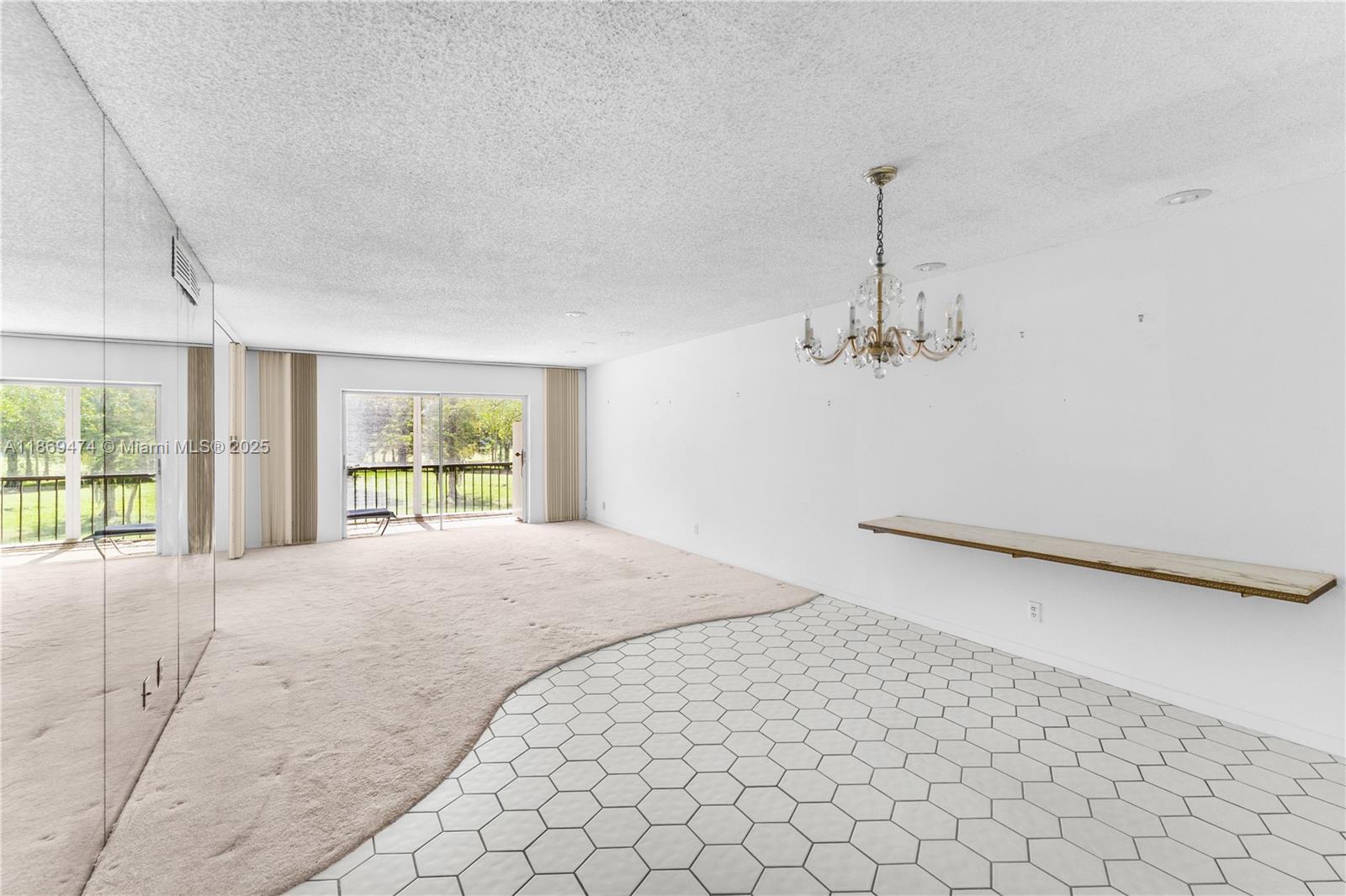 INVERRARY COUNTRY CLUB - Residential