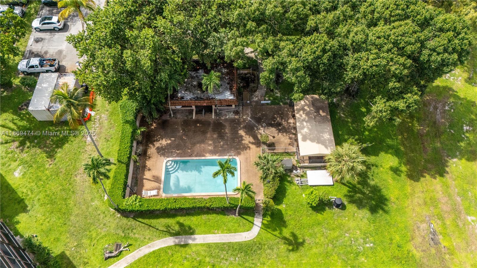 INVERRARY COUNTRY CLUB - Residential