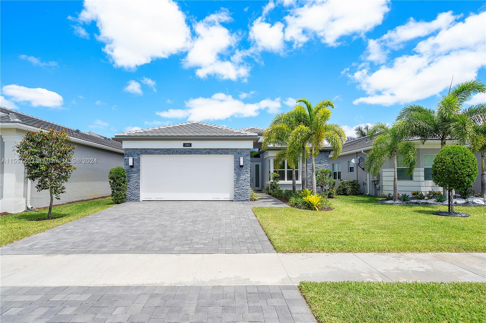 Property for Sale at 12884 Parrot Pond Rd Rd, Boynton Beach, Palm Beach County, Florida - Bedrooms: 3 
Bathrooms: 2  - $1,140,000