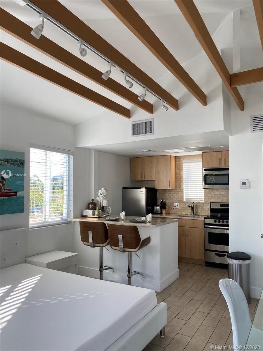 AQUA MARINE - Residential Lease