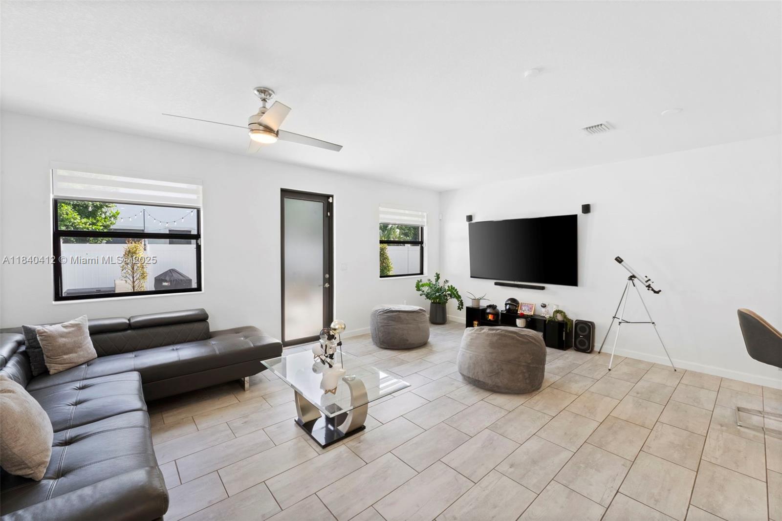 AQUABELLA NORTH - Residential