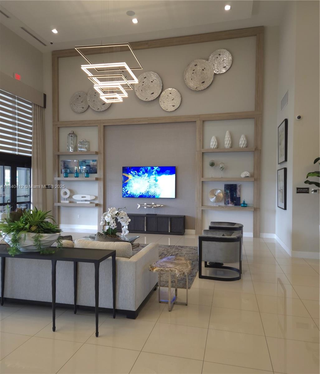 AQUABELLA NORTH - Residential