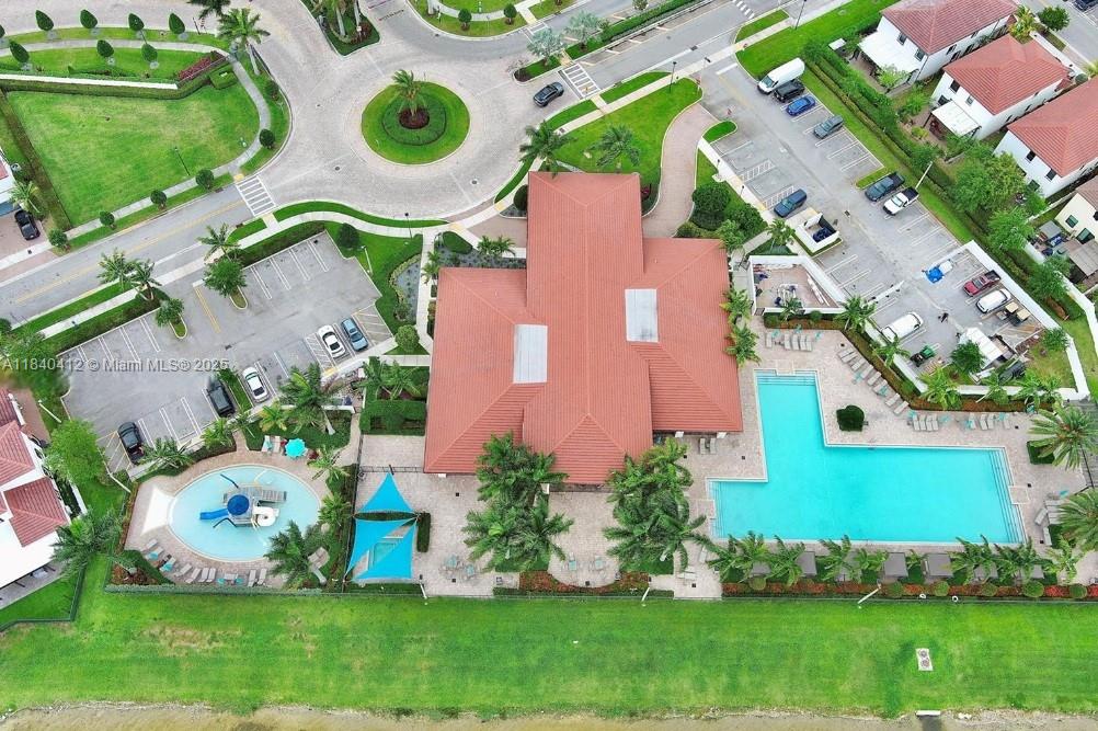 AQUABELLA NORTH - Residential