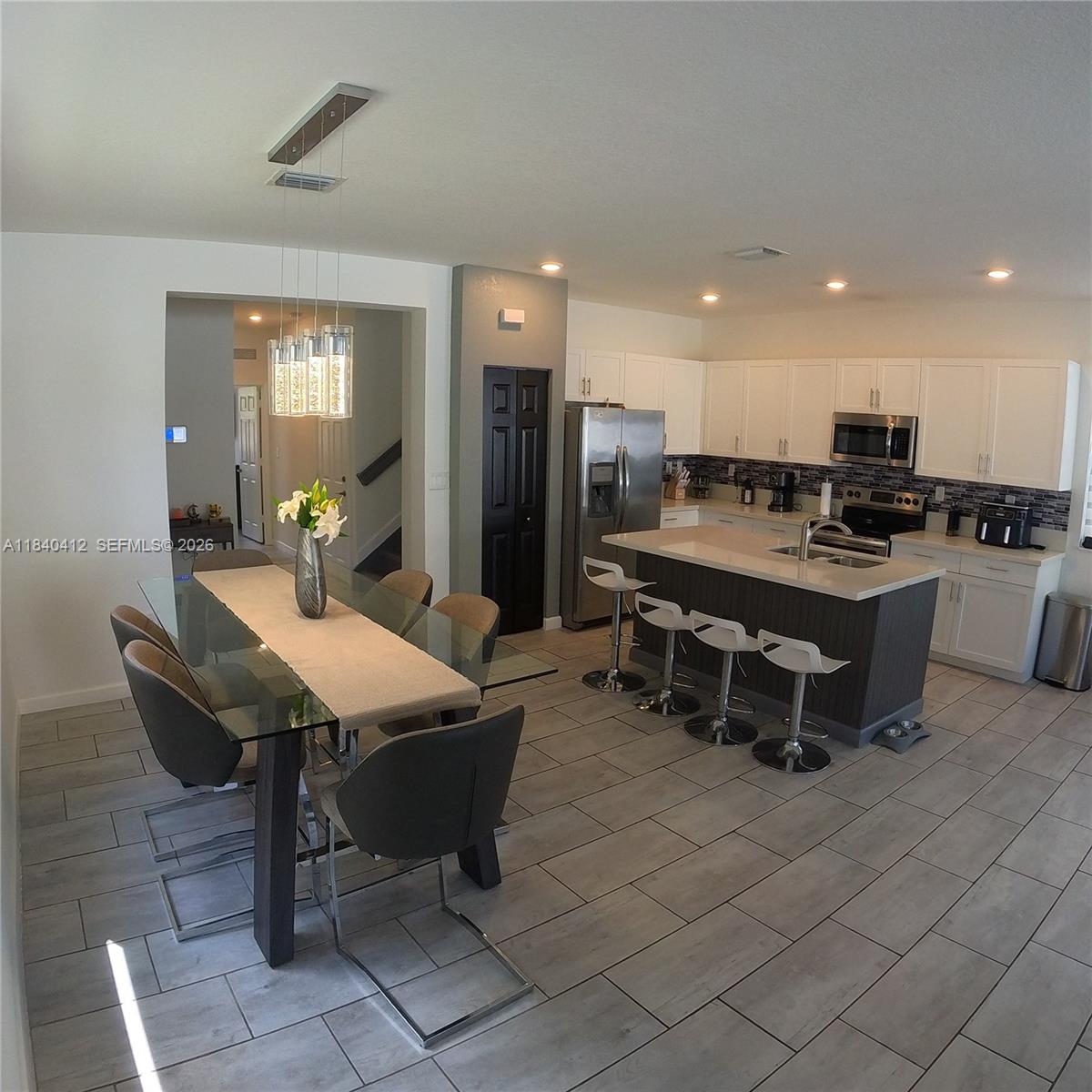 AQUABELLA NORTH - Residential