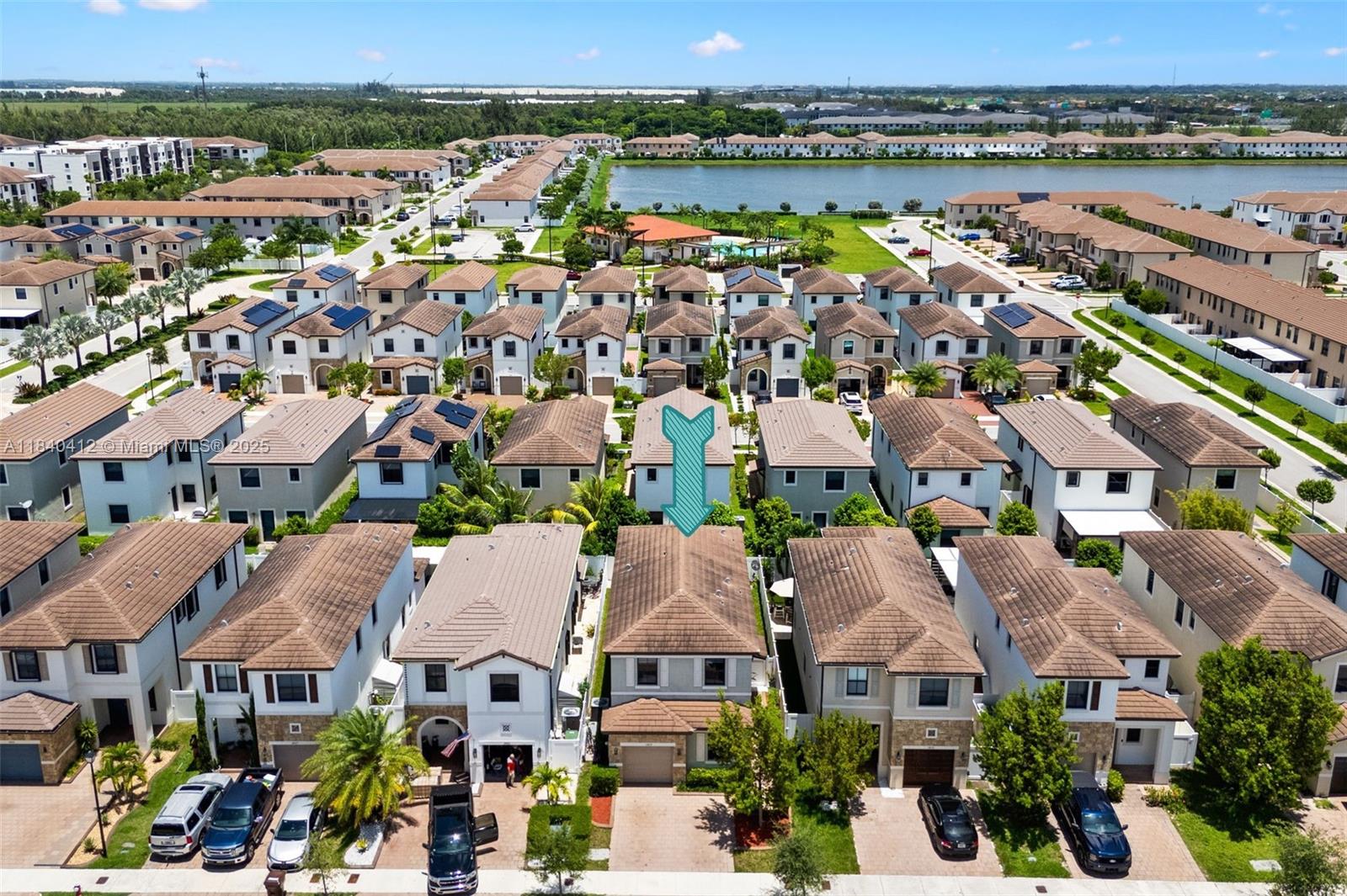 AQUABELLA NORTH - Residential