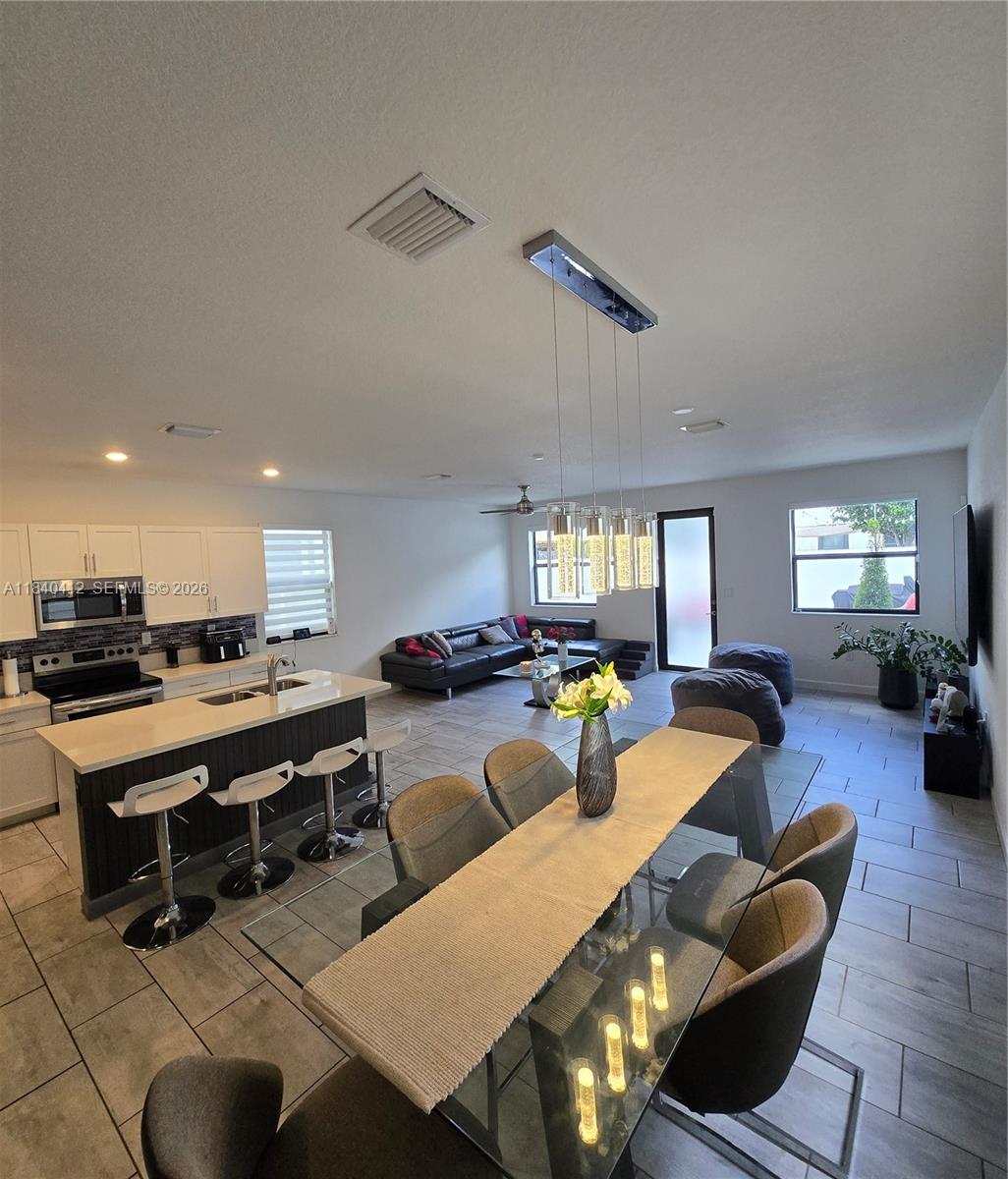 AQUABELLA NORTH - Residential