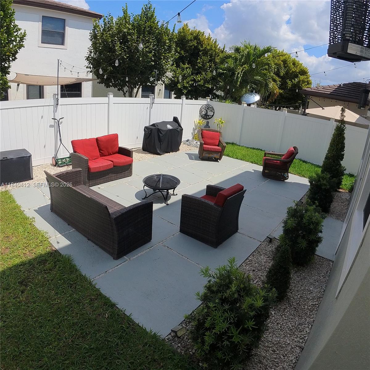 AQUABELLA NORTH - Residential