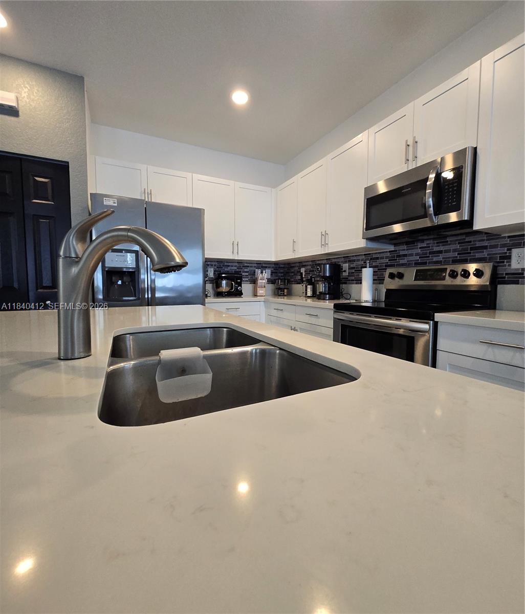 AQUABELLA NORTH - Residential