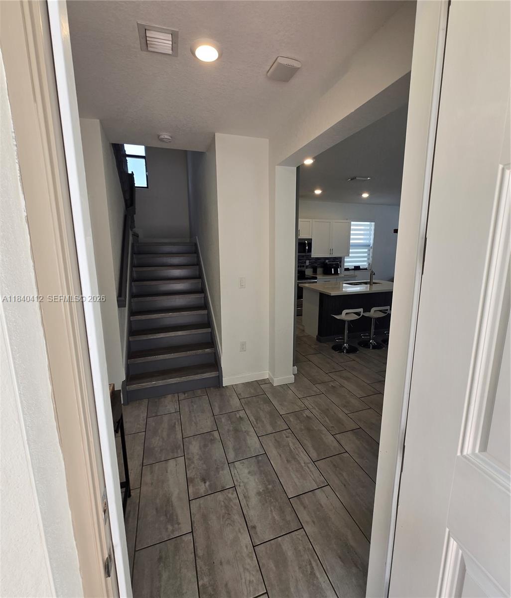 AQUABELLA NORTH - Residential