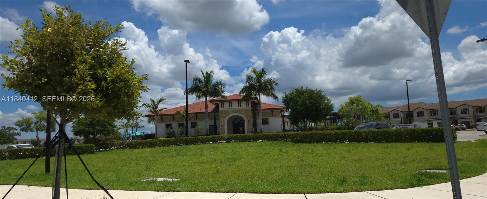 AQUABELLA NORTH - Residential