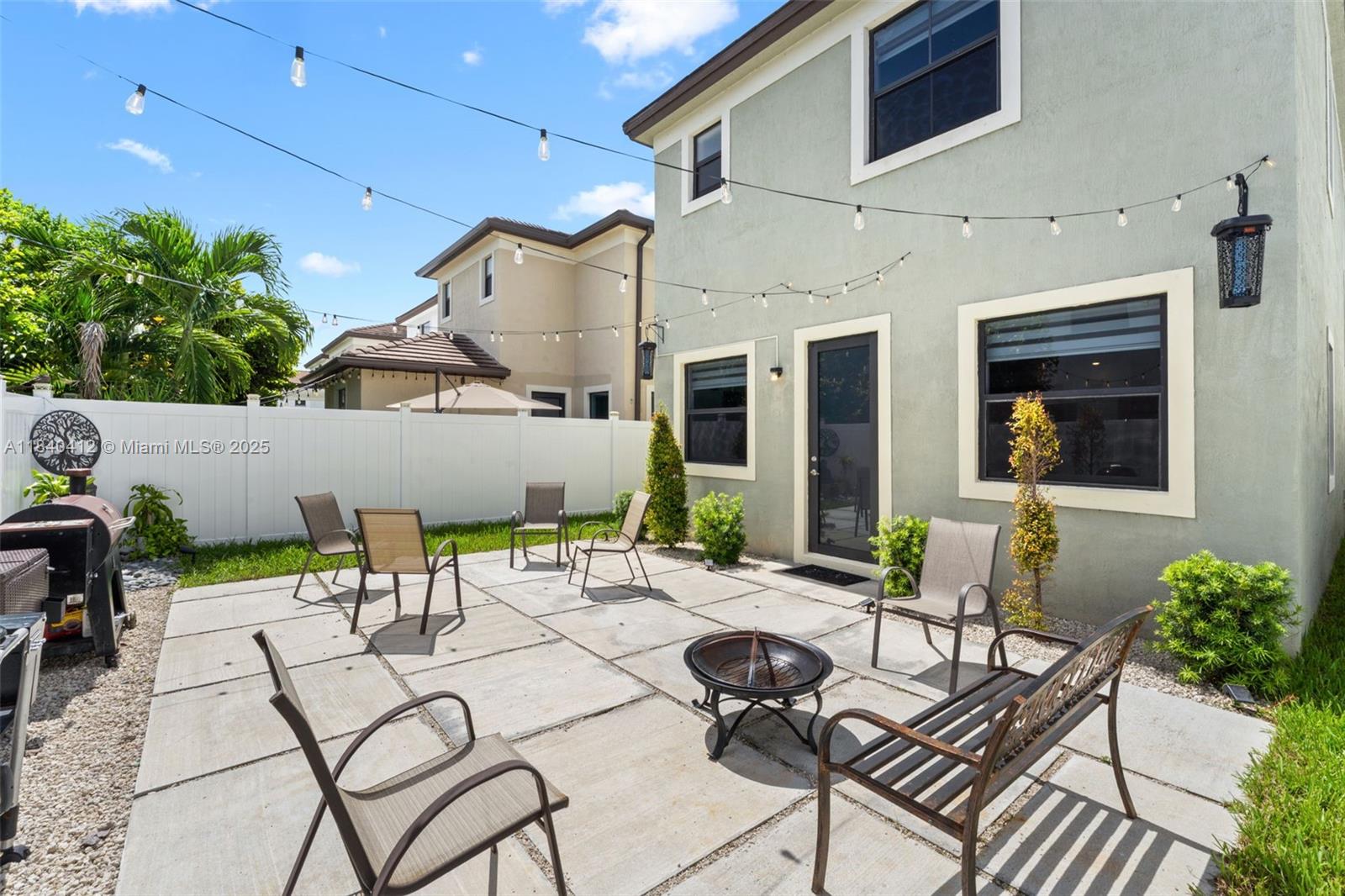 AQUABELLA NORTH - Residential