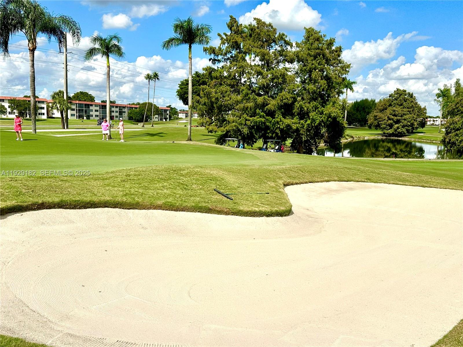 HOLLYBROOK GOLF AND - Residential