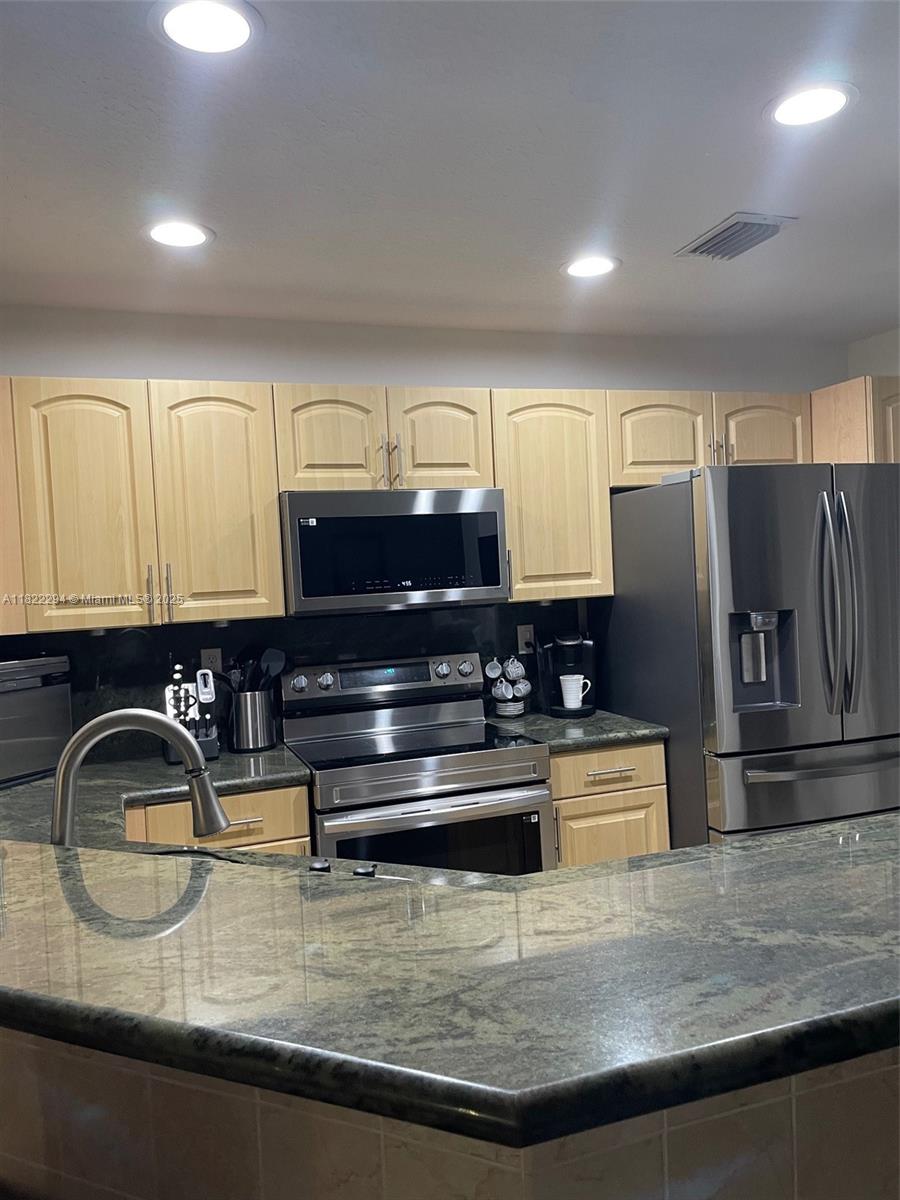 16388 SW 47th Ter