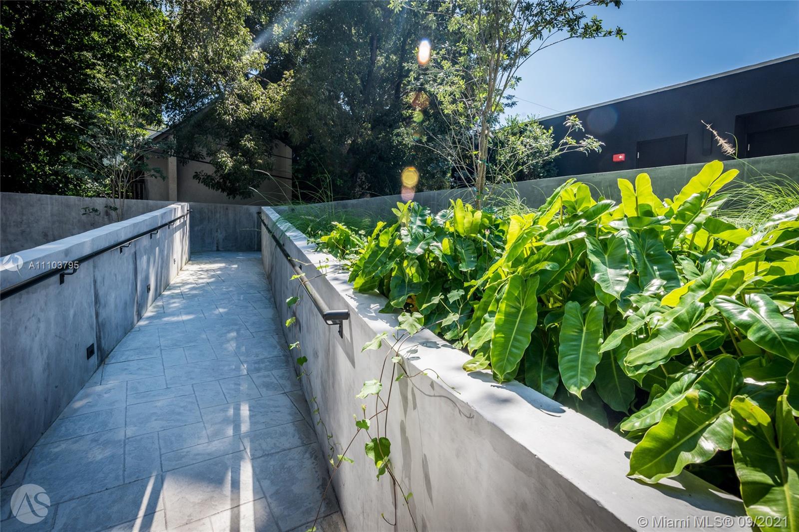 CORNELIA M DAY SUB PENT H - Residential