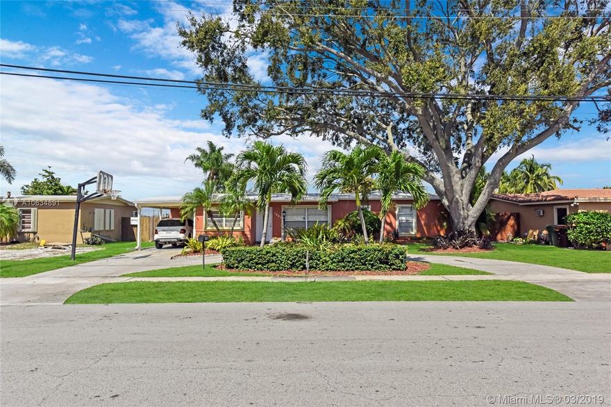 Magnificent 4 bedroom, 3 bathroom Lake front home in Hialeah! This wonderful abode offers a gorgeous Southern Comfort style interior design with rustic wooden accents, great kitchen with granite counter tops, stainless steel appliances, and ample cabinet space. Utility room with washer/dryer and laundry tub. Spacious family room, living room and charming dining area with wood beam ceilings! Commodious bedrooms and a open airy master suite you will be sure to fall in love with! AMAZING backyard! Fenced patio area - ideal for relaxing sunset dinners or summertime bar-be-ques - along with vast yard space great for kids to play, and stunning lake with dock access - perfect for weekends out on on the water! Awesome location nearby good schools, parks, shops, restaurants and plenty to do!