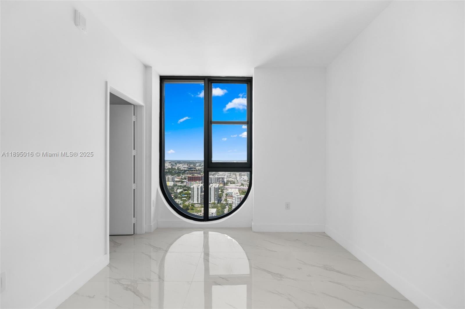 ARIA RESERVE SOUTH - Residential Lease