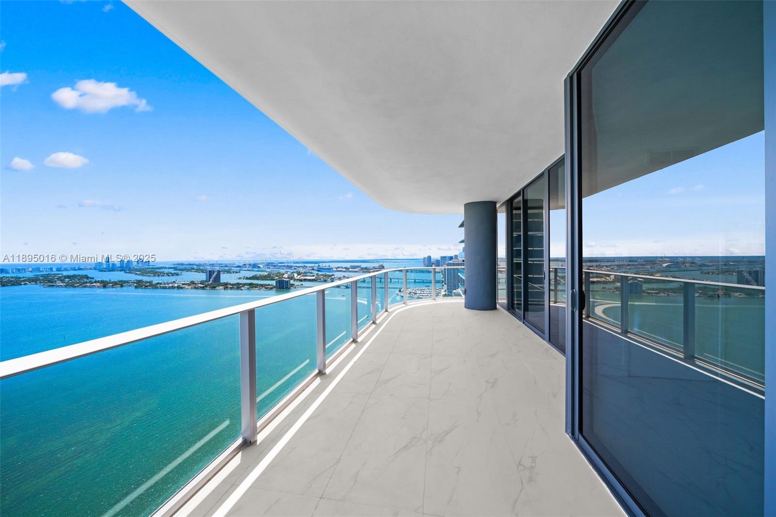 ARIA RESERVE SOUTH - Residential Lease