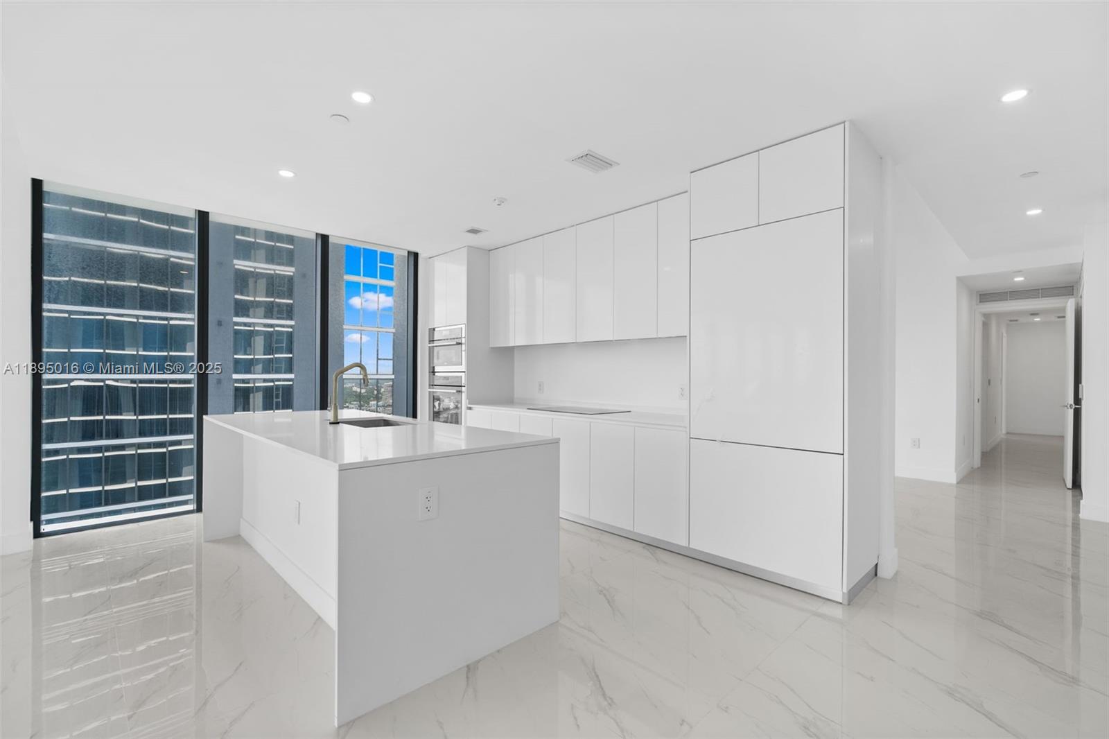 ARIA RESERVE SOUTH - Residential Lease