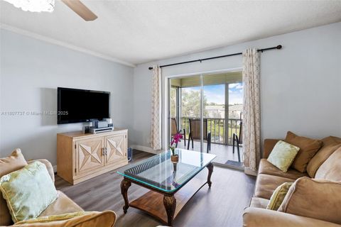 3535 Broken Woods Dr 304 Coral Springs FL 33065